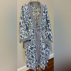 Kimono Robe Floral  Blue and White Women's